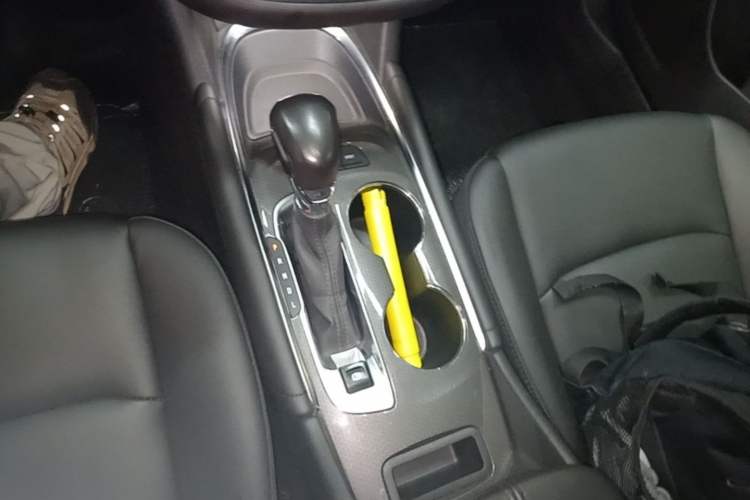 Used Chevrolet Malibu XL 2022 535T Automatic RuiLian Edition Gear Lever
