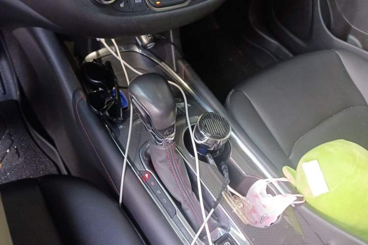 Used Chevrolet Malibu XL 2022 Redline 550T Automatic Rev-Link Edition 110th Anniversary Model Gear Lever