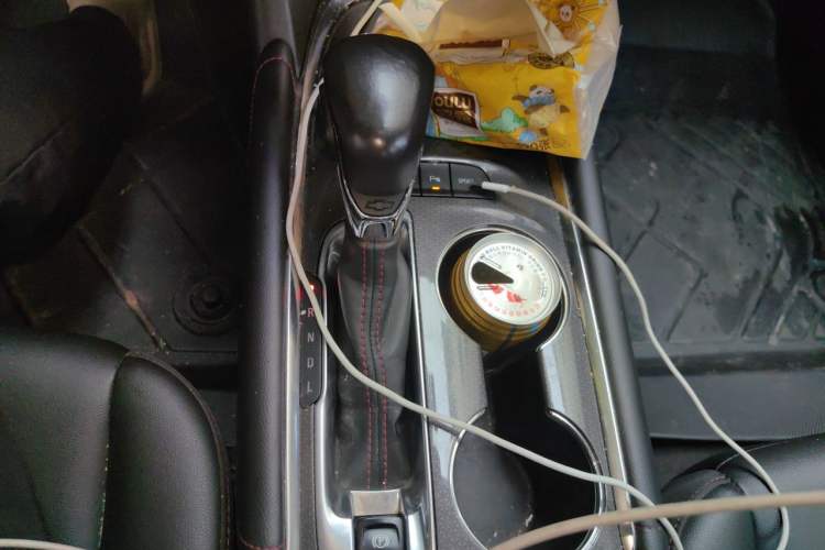 Used Chevrolet Malibu XL 2022 Redline 550T Automatic RuiLian Edition Gear Lever