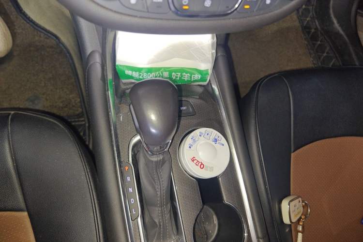 Used Chevrolet Malibu XL 2022 535T Automatic RuiLian Edition Gear Lever