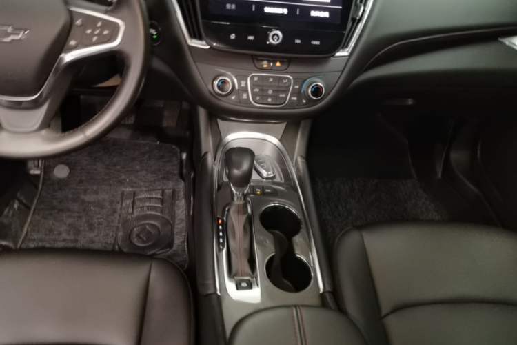 Used Chevrolet Malibu XL 2022 Redline 550T Automatic RuiLian Edition Gear Lever