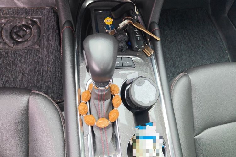 Used Chevrolet Malibu XL 2022 Redline 550T Automatic RuiLian Edition Gear Lever