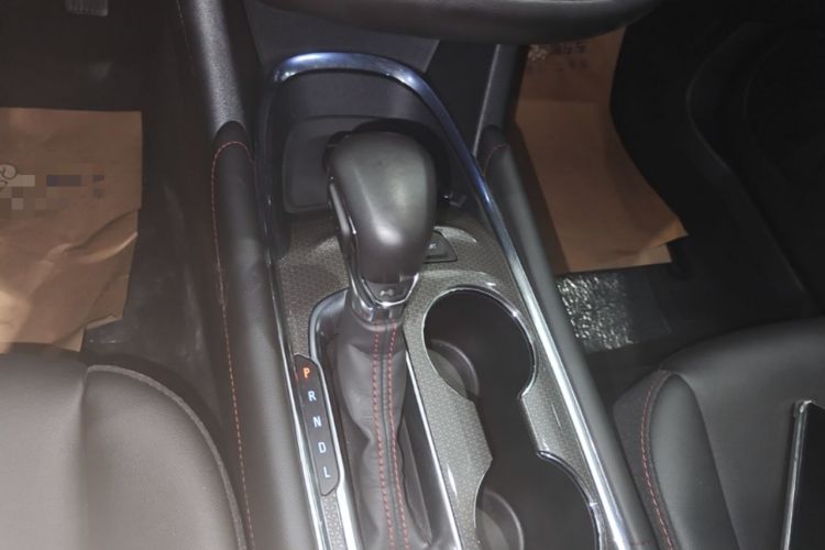 Used Chevrolet Malibu XL 2022 Redline 550T Automatic RuiLian Edition Gear Lever