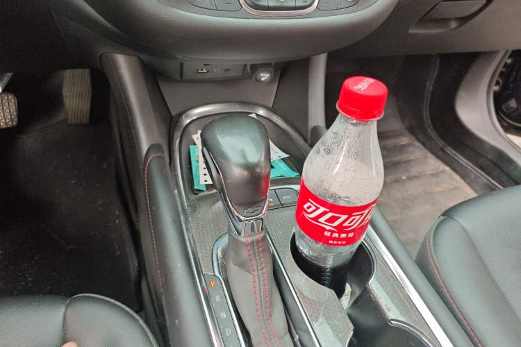 Used Chevrolet Malibu XL 2022 Redline 550T Automatic RuiLian Edition Gear Lever