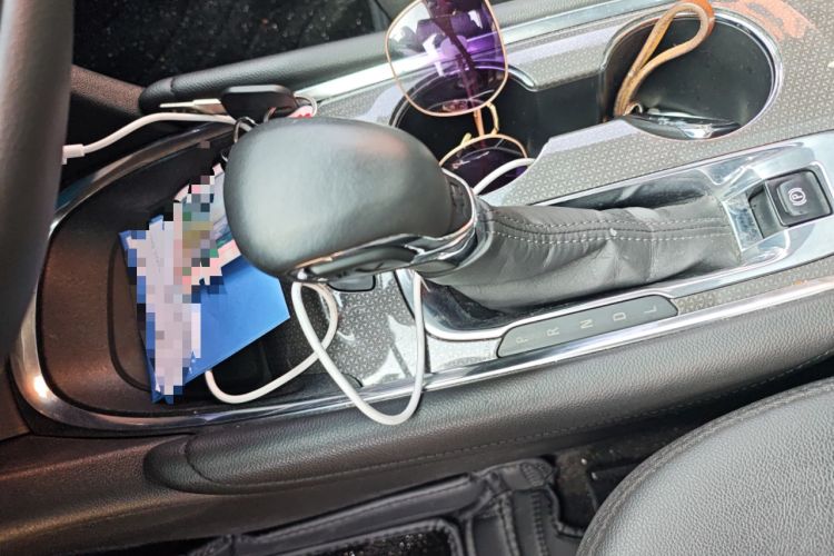 Used Chevrolet Malibu XL 2022 535T Automatic Sport Edition Gear Lever