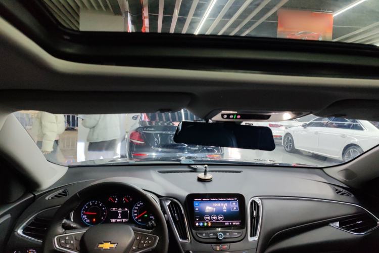 Used Chevrolet Malibu XL 2022 535T Automatic Sport Edition Headliner