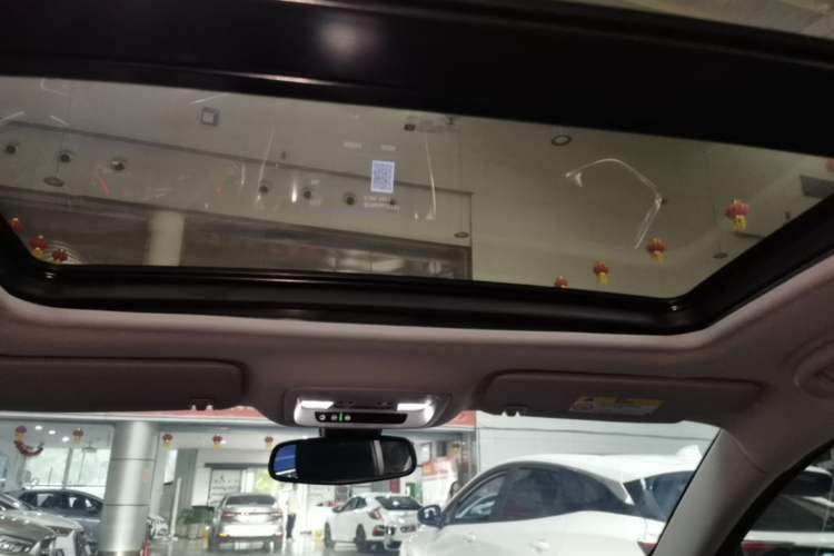 Used Chevrolet Malibu XL 2022 Redline 550T Automatic RuiLian Edition Headliner