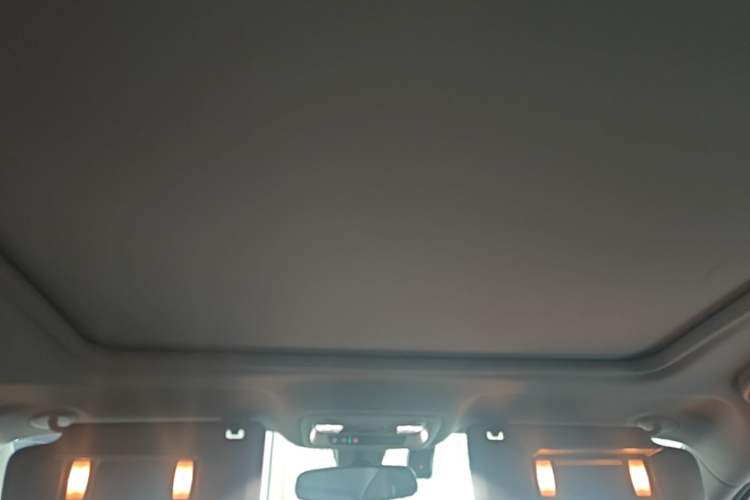 Used Chevrolet Malibu XL 2022 535T Automatic Sport Edition Headliner
