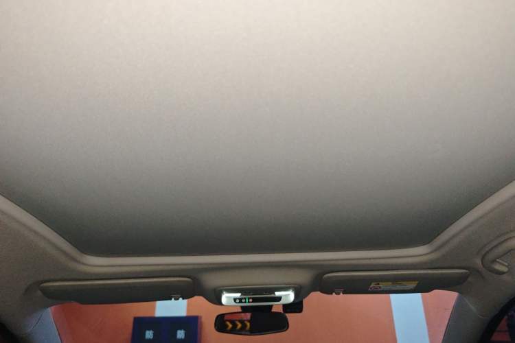 Used Chevrolet Malibu XL 2022 535T Automatic Sport Edition Headliner