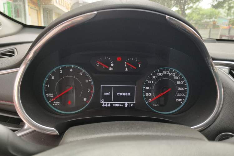 Used Chevrolet Malibu XL 2022 Redline 550T Automatic Sport Edition Instrument Cluster