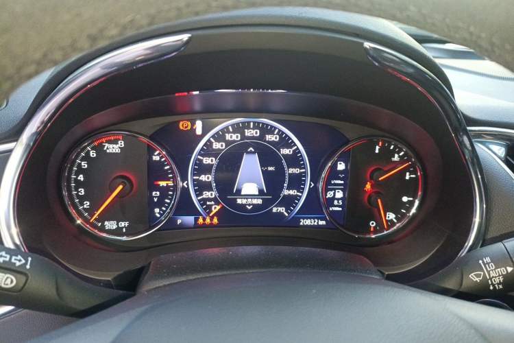 Used Chevrolet Malibu XL 2022 Redline 550T Automatic Smart Edition Instrument Cluster