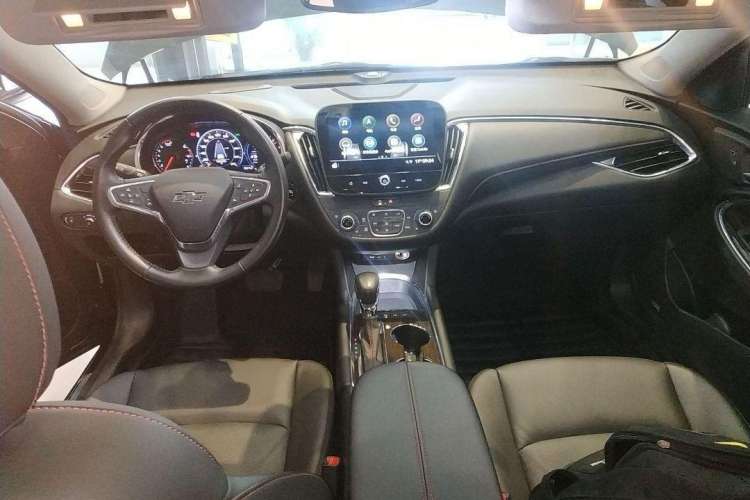 Used Chevrolet Malibu XL 2022 Redline 550T Automatic Smart Edition Interior 1
