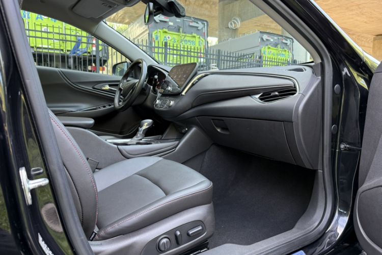 Used Chevrolet Malibu XL 2022 Redline 550T Automatic RuiLian Edition Interior 1