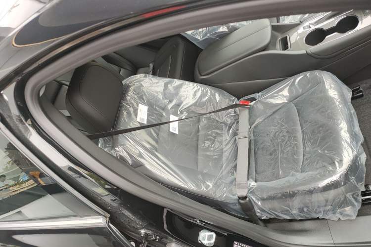 Used Chevrolet Malibu XL 2022 535T Automatic Sport Edition Interior 12