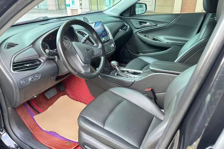 Used Chevrolet Malibu XL 2022 535T Automatic Sport Edition Interior 2