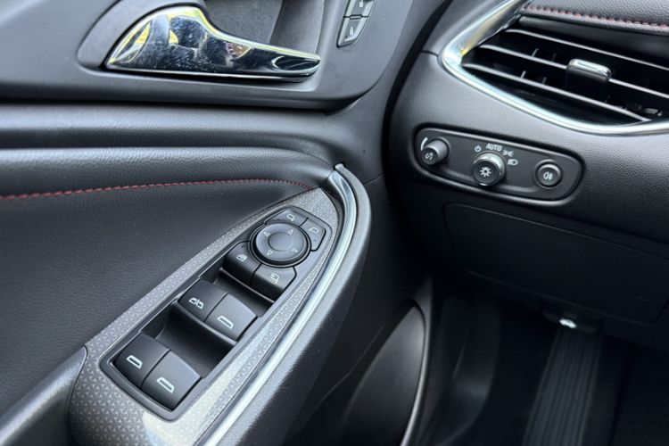 Used Chevrolet Malibu XL 2022 Redline 550T Automatic RuiLian Edition Interior 5