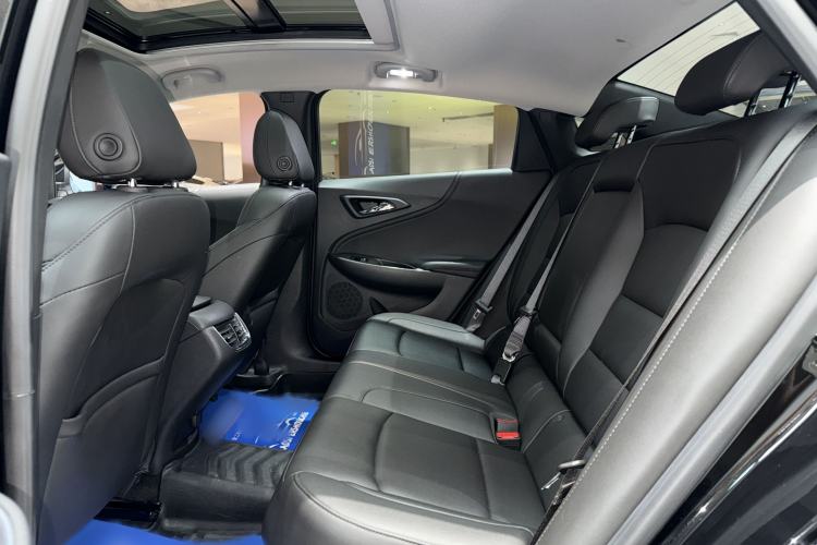 Used Chevrolet Malibu XL 2022 535T Automatic Sport Edition Interior 6