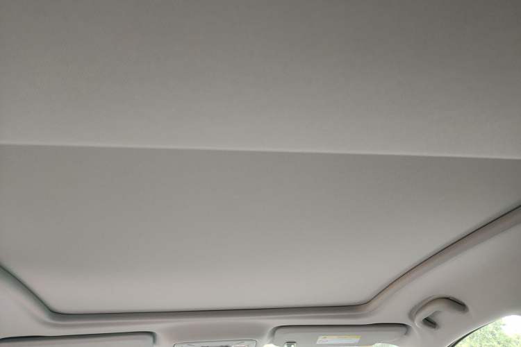 Used Chevrolet Malibu XL 2022 535T Automatic Sport Edition Interior 9