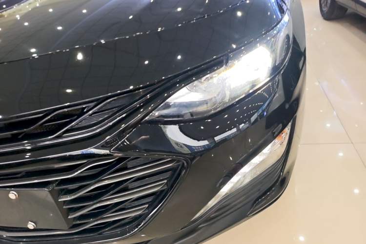 Used Chevrolet Malibu XL 2022 Redline 550T Automatic Sport Edition Left Front Headlight