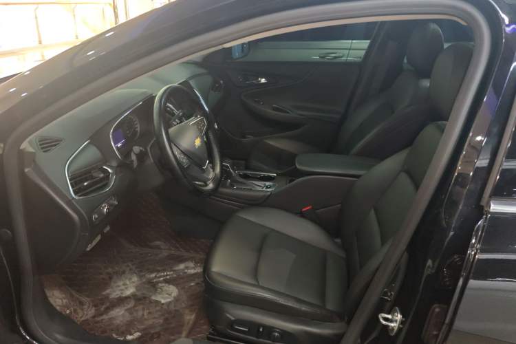 Used Chevrolet Malibu XL 2022 535T Automatic Sport Edition Left Front Seat