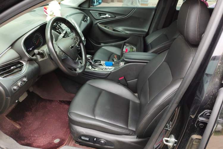 Used Chevrolet Malibu XL 2022 535T Automatic Sport Edition Left Front Seat