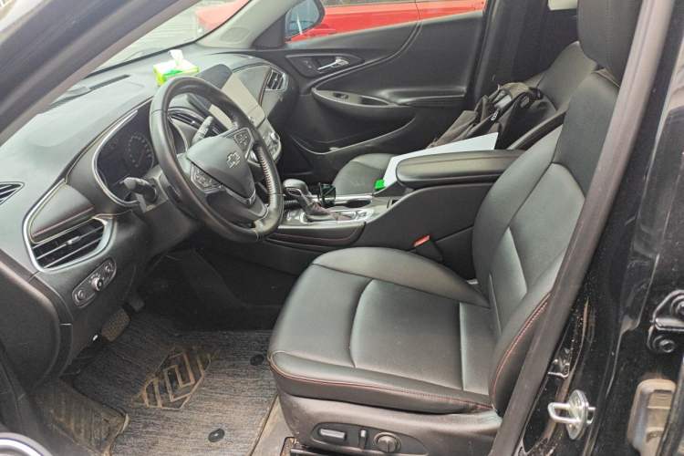 Used Chevrolet Malibu XL 2022 Redline 550T Automatic Sport Edition Left Front Seat