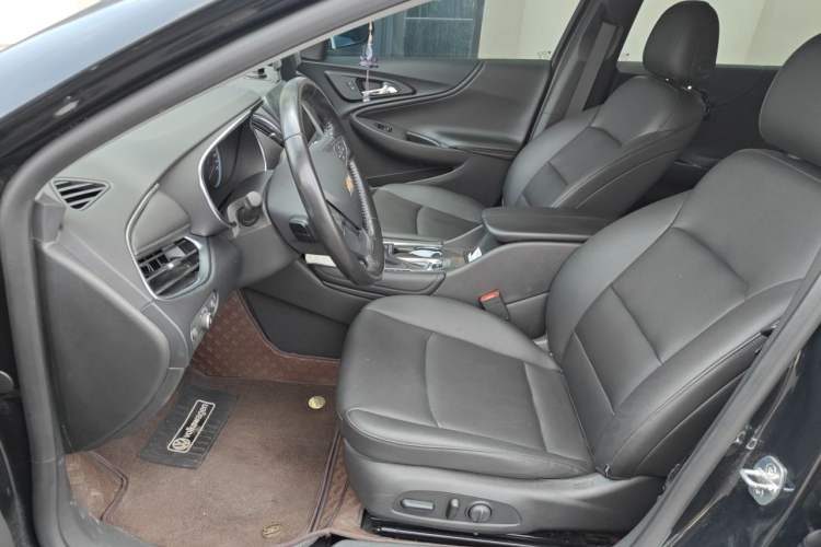 Used Chevrolet Malibu XL 2022 535T Automatic Sport Edition Left Front Seat