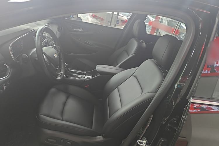 Used Chevrolet Malibu XL 2022 535T Automatic Sport Edition Left Front Seat