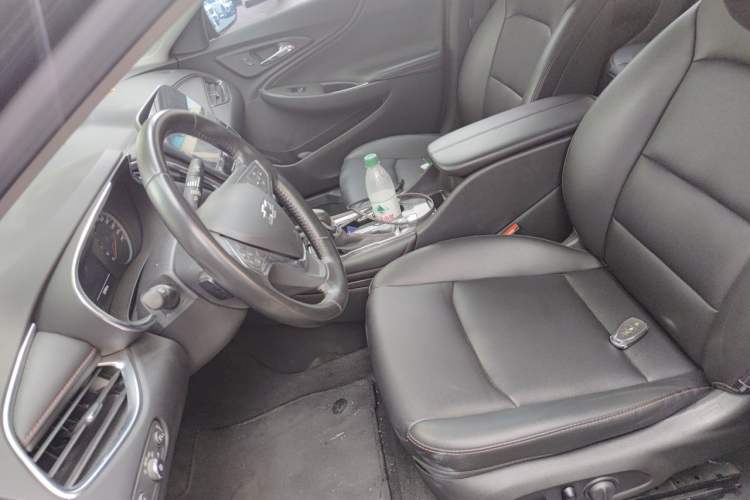 Used Chevrolet Malibu XL 2022 Redline 550T Automatic Sport Edition Left Front Seat