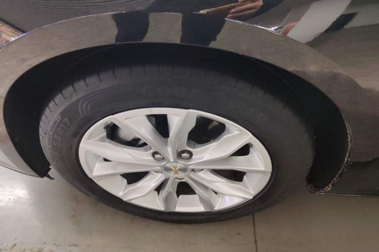 Used Chevrolet Malibu XL 2022 535T Automatic Sport Edition Left Front Wheel Hub
