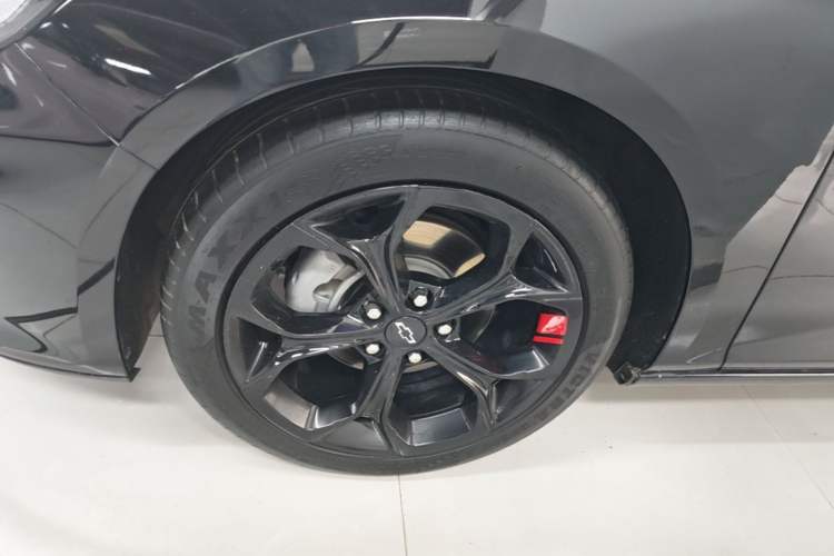 Used Chevrolet Malibu XL 2022 Redline 550T Automatic Sport Edition Left Front Wheel Hub