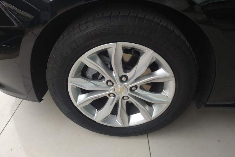 Used Chevrolet Malibu XL 2022 535T Automatic Sport Edition Left Front Wheel Hub