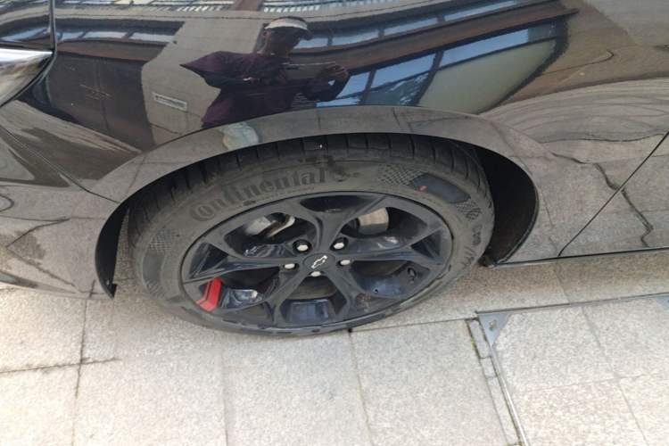 Used Chevrolet Malibu XL 2022 Redline 550T Automatic Sport Edition Left Front Wheel Hub