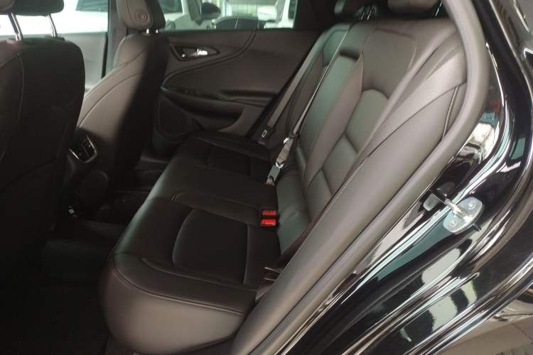 Used Chevrolet Malibu XL 2022 535T Automatic Sport Edition Left Rear Seat