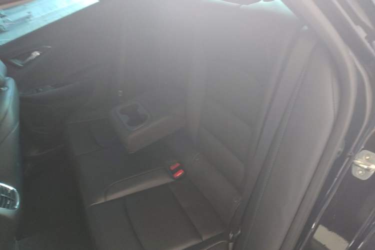 Used Chevrolet Malibu XL 2022 535T Automatic Sport Edition Left Rear Seat