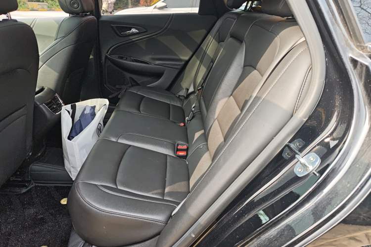 Used Chevrolet Malibu XL 2022 535T Automatic Sport Edition Left Rear Seat