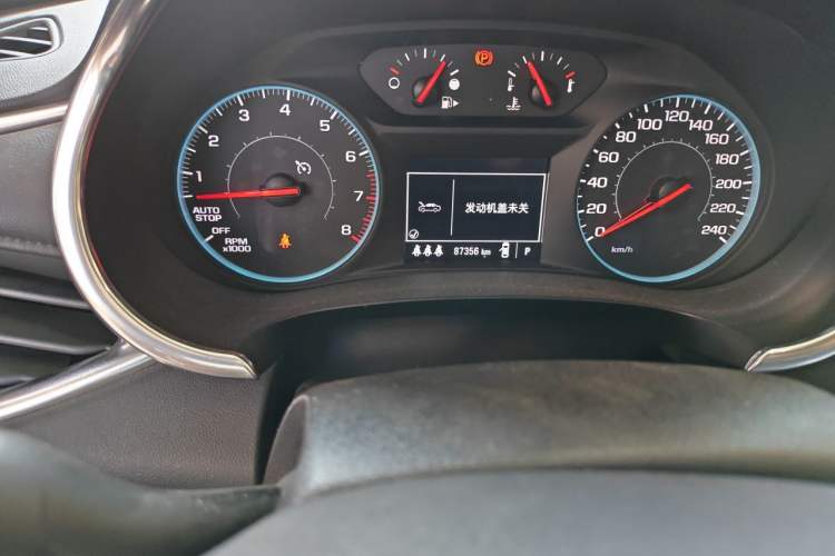Used Chevrolet Malibu XL 2022 535T Automatic Sport Edition Odometer Close Up