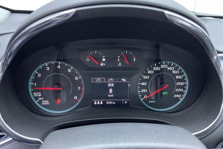 Used Chevrolet Malibu XL 2022 535T Automatic Sport Edition Odometer Close Up