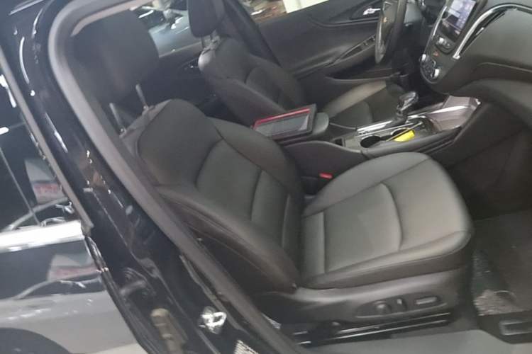 Used Chevrolet Malibu XL 2022 535T Automatic RuiLian Edition Right Front Seat