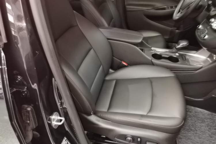 Used Chevrolet Malibu XL 2022 Redline 550T Automatic RuiLian Edition Right Front Seat
