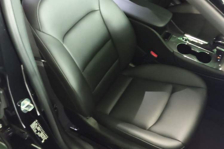 Used Chevrolet Malibu XL 2022 535T Automatic RuiLian Edition Right Front Seat