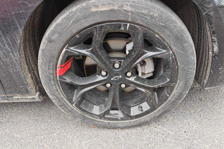 Used Chevrolet Malibu XL 2022 Redline 550T Automatic Sport Edition Right Front Wheel Hub
