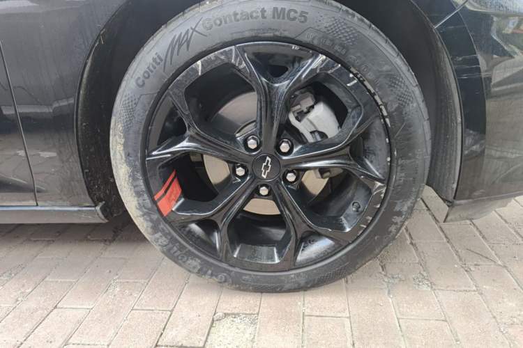 Used Chevrolet Malibu XL 2022 Redline 550T Automatic Sport Edition Right Front Wheel Hub