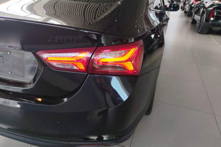 Used Chevrolet Malibu XL 2022 Redline 550T Automatic Sport Edition Right Rear Taillight