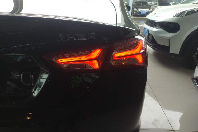 Used Chevrolet Malibu XL 2022 535T Automatic Sport Edition Right Rear Taillight