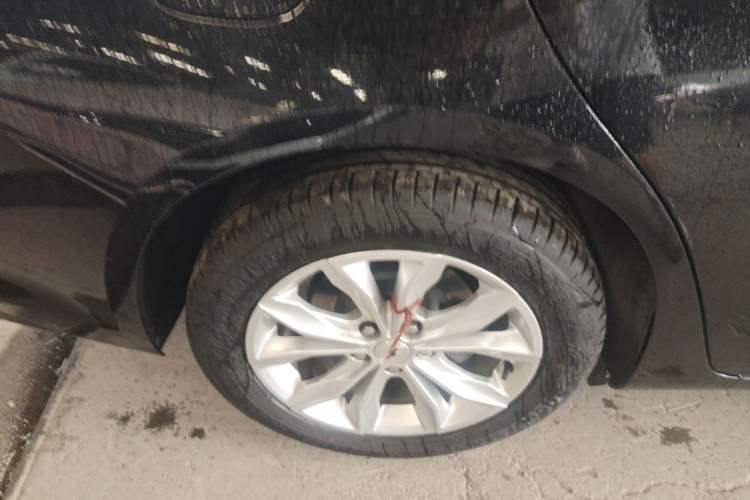 Used Chevrolet Malibu XL 2022 535T Automatic Sport Edition Right Rear Wheel Hub