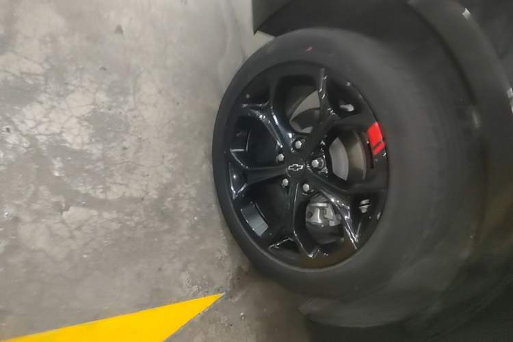 Used Chevrolet Malibu XL 2022 Redline 550T Automatic Sport Edition Right Rear Wheel Hub