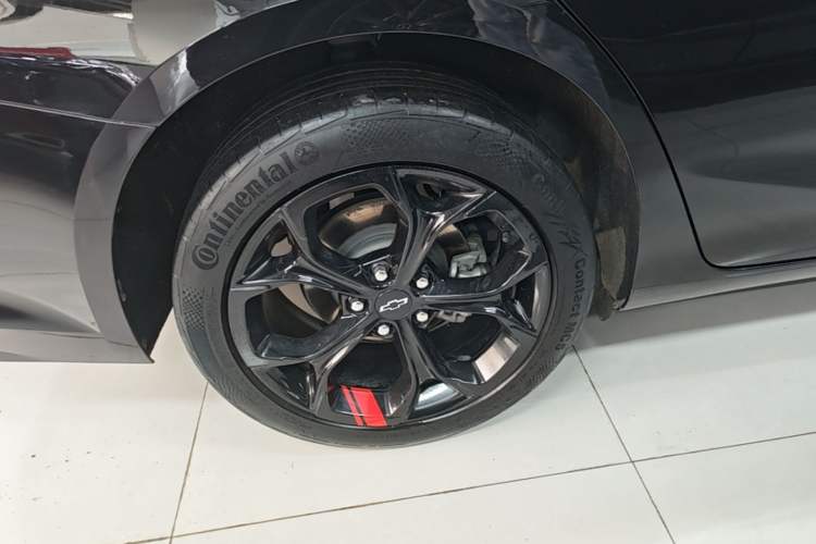 Used Chevrolet Malibu XL 2022 Redline 550T Automatic Sport Edition Right Rear Wheel Hub