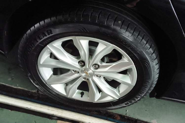 Used Chevrolet Malibu XL 2022 535T Automatic RuiLian Edition Right Rear Wheel Hub