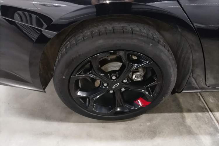 Used Chevrolet Malibu XL 2022 Redline 550T Automatic Sport Edition Right Rear Wheel Hub